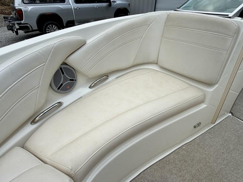22' 2007 Maxum 2200 SR3