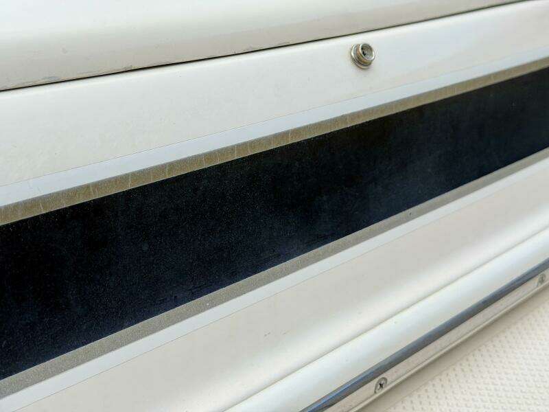 22ft Maxum Yacht For Sale