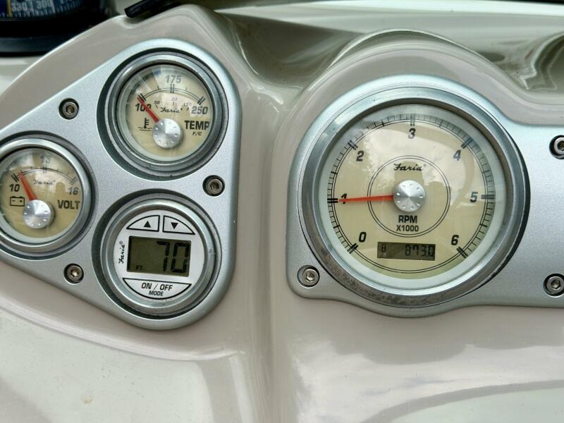 22' 2007 Maxum 2200 SR3