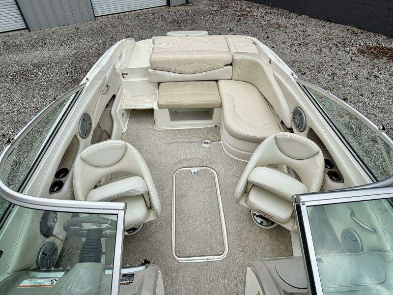 22ft Maxum Yacht For Sale