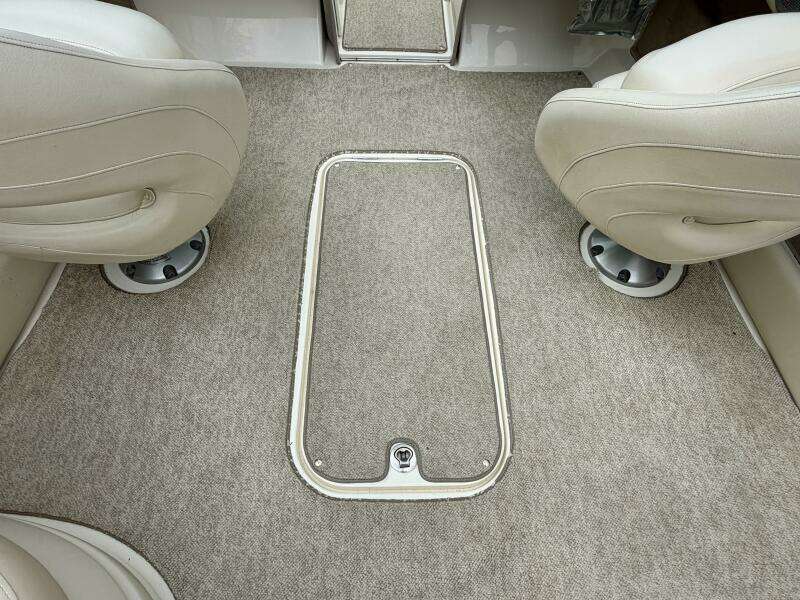 22ft Maxum Yacht For Sale