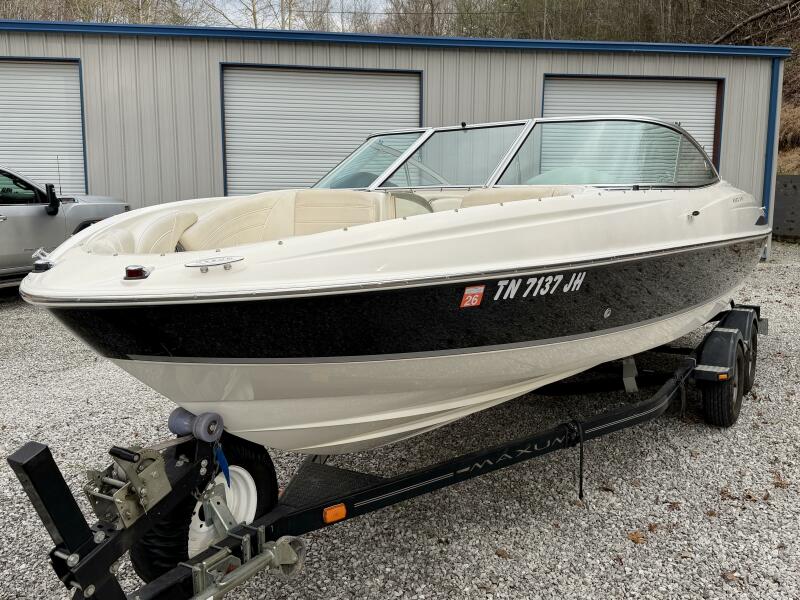 22' 2007 Maxum 2200 SR3