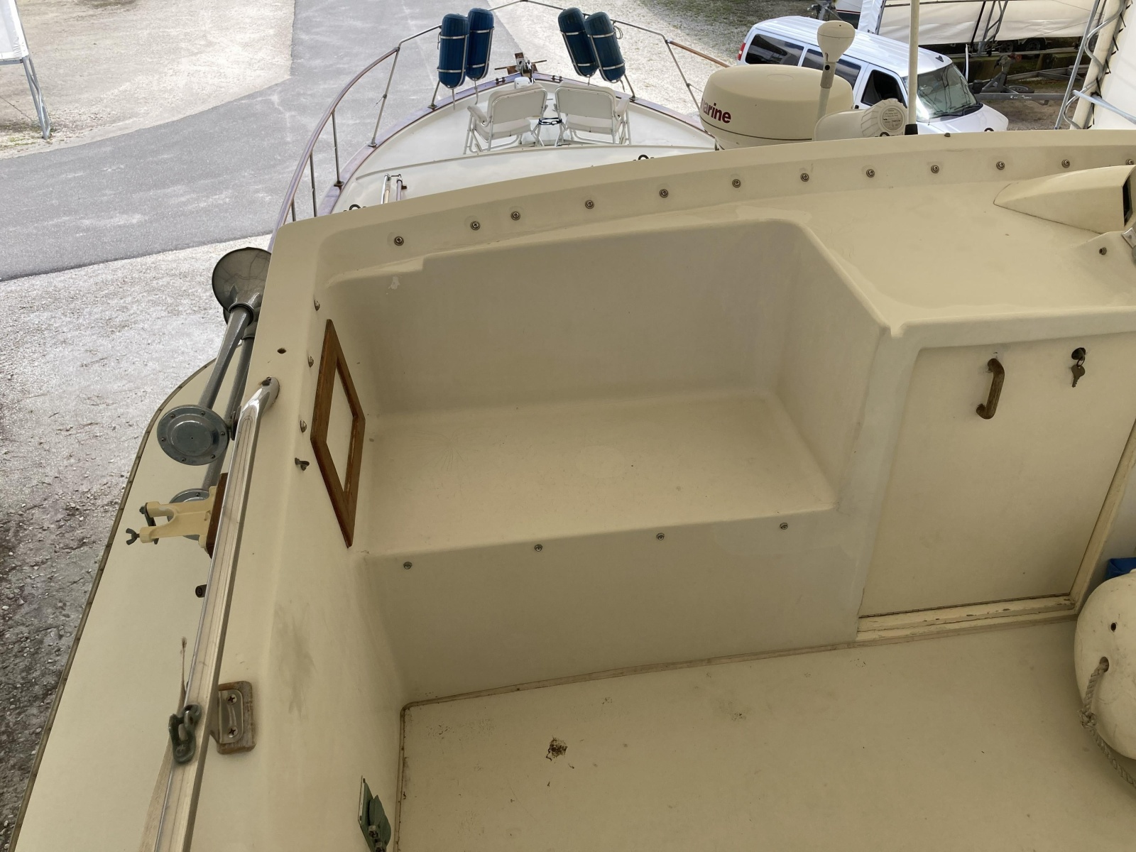 45' 1972 Chris-Craft Commander Flush Deck