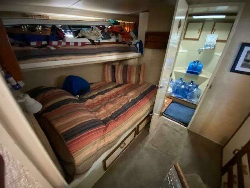 Moonriver 45ft Chris Craft Yacht For Sale