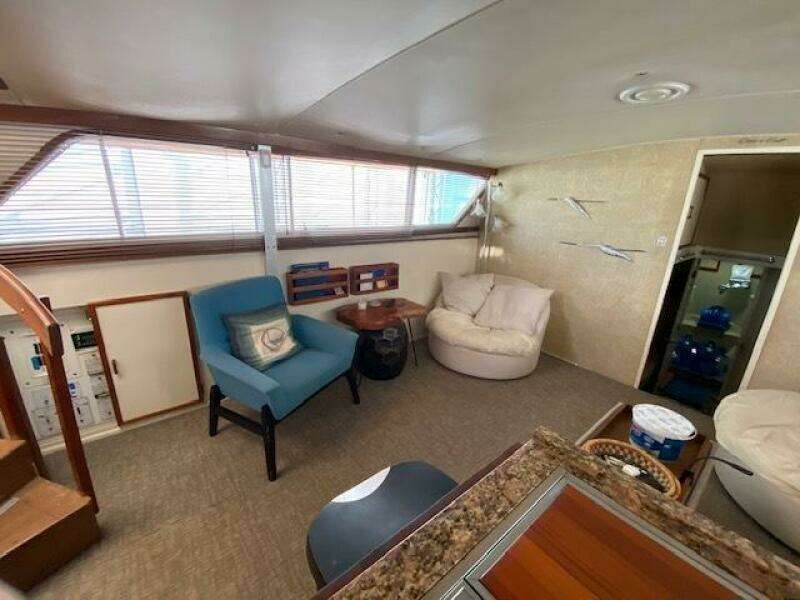 Moonriver 45ft Chris Craft Yacht For Sale