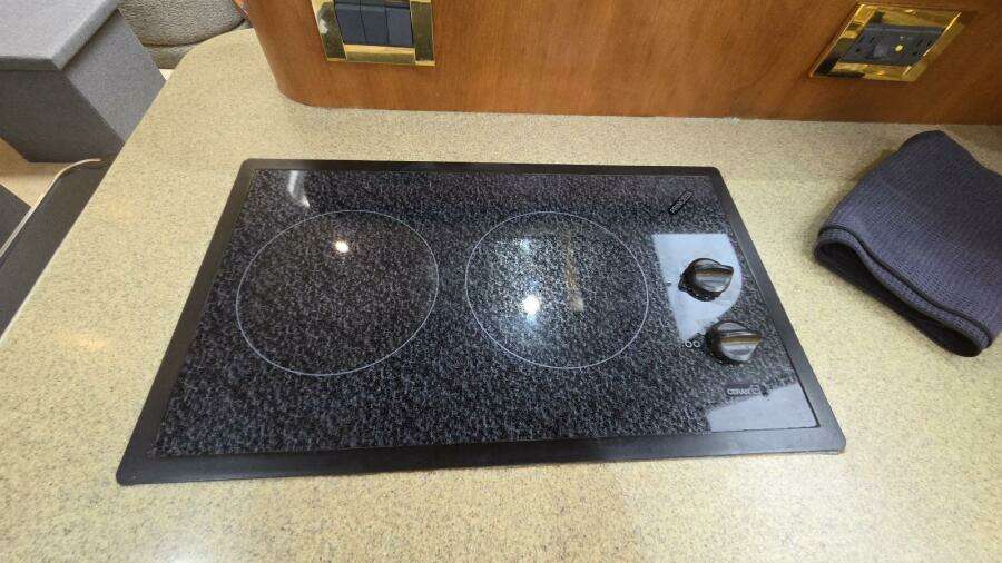 Always Friday 44ft Cruisers Yachts Yacht For Sale