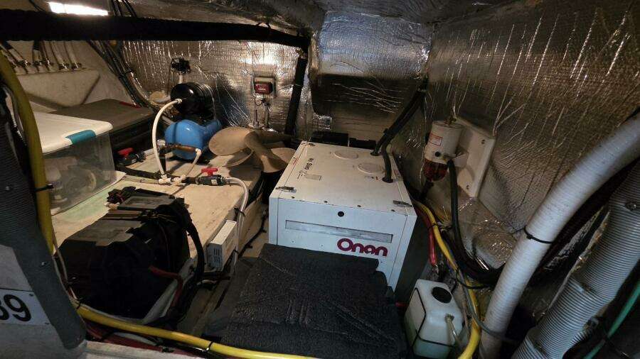 Always Friday 44ft Cruisers Yachts Yacht For Sale