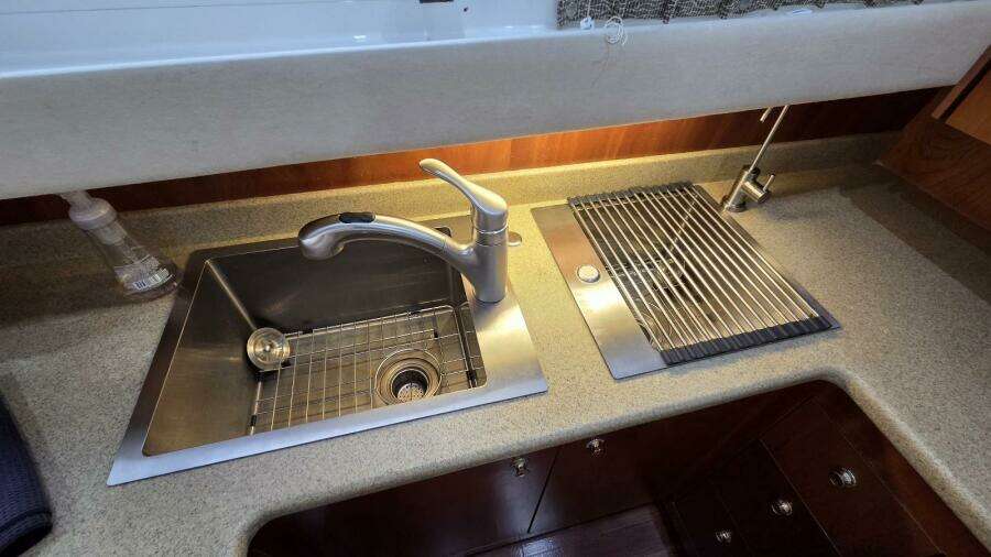 Always Friday 44ft Cruisers Yachts Yacht For Sale