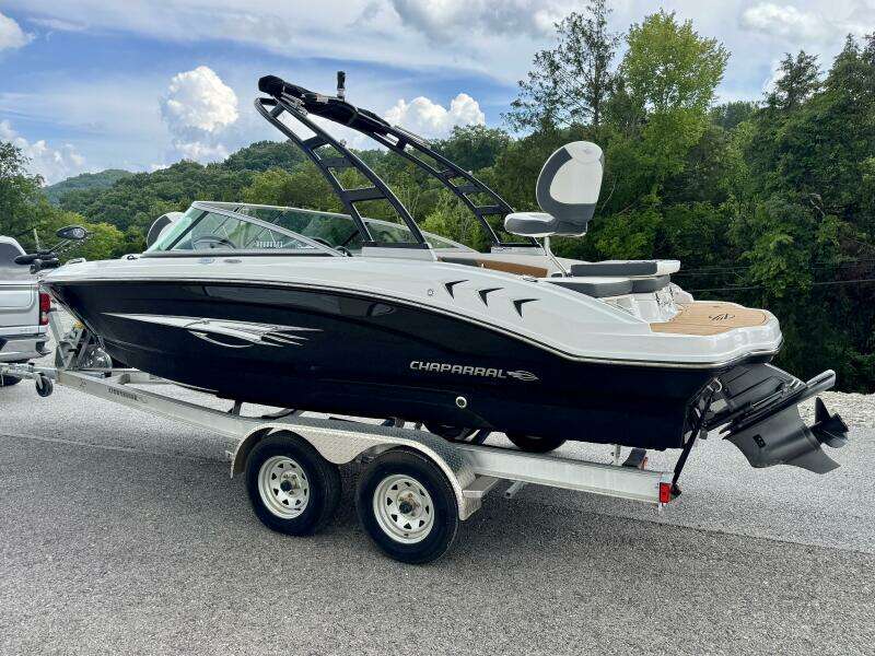 21ft Chaparral Yacht For Sale