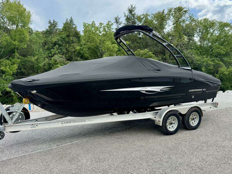 21ft Chaparral Yacht For Sale