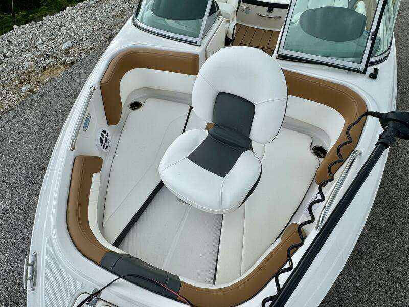 21ft Chaparral Yacht For Sale