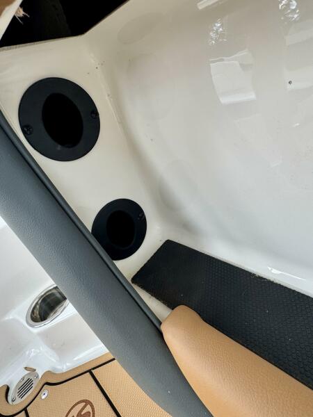 21' 2023 Chaparral 21 SSi Ski & Fish