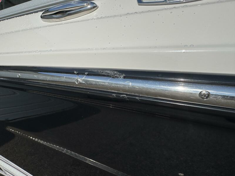 21' 2023 Chaparral 21 SSi Ski & Fish