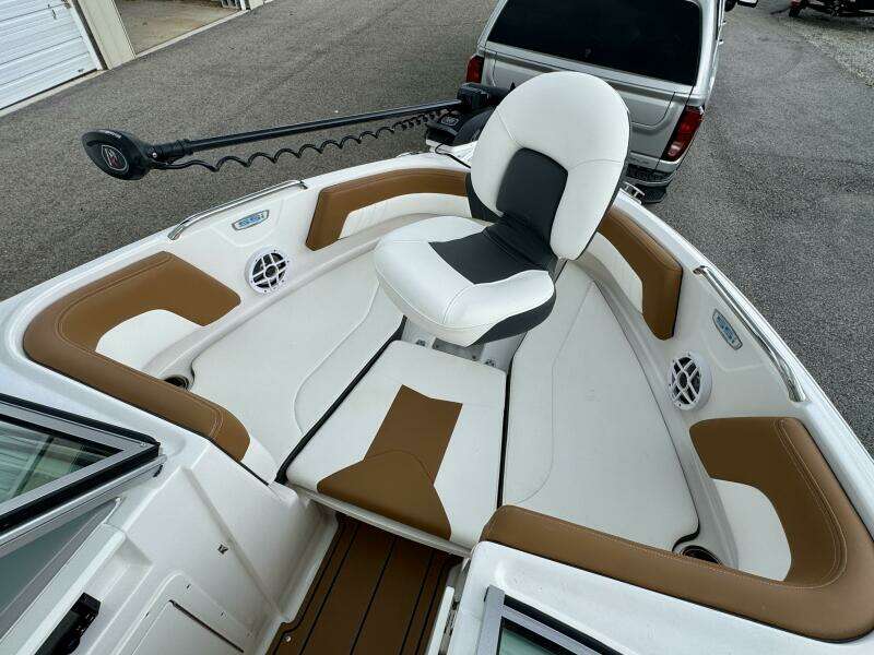 21ft Chaparral Yacht For Sale