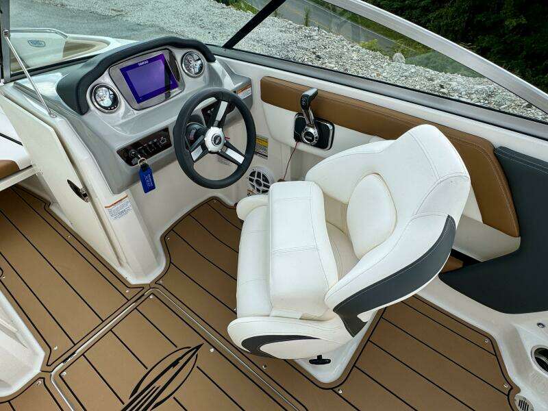 21ft Chaparral Yacht For Sale