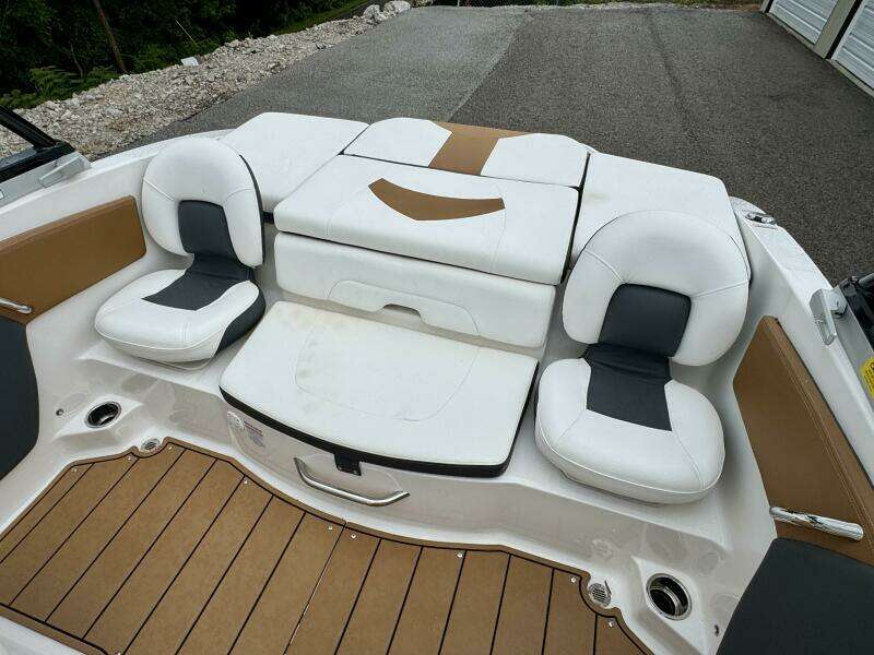 21ft Chaparral Yacht For Sale