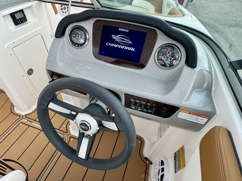 21' 2023 Chaparral 21 SSi Ski & Fish