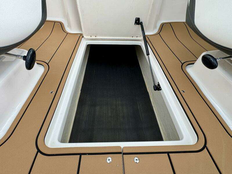 21ft Chaparral Yacht For Sale