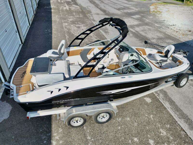21ft Chaparral Yacht For Sale
