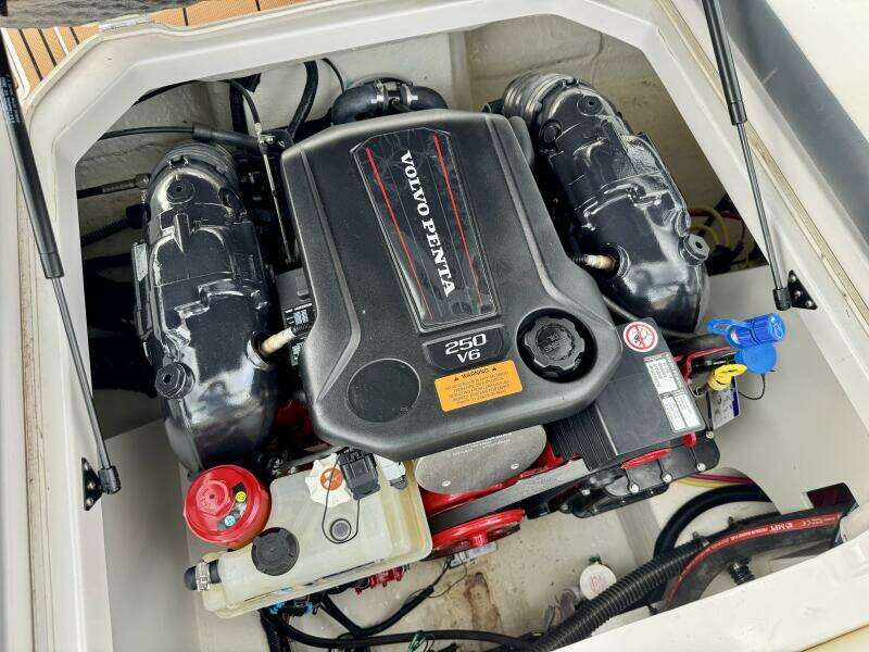 21ft Chaparral Yacht For Sale