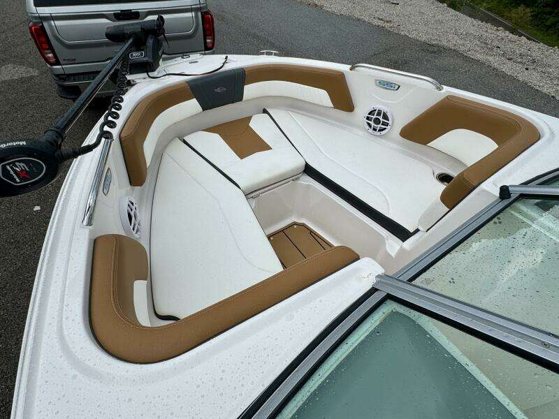 21ft Chaparral Yacht For Sale