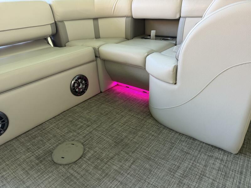 23' 2021 Harris Cruiser 230