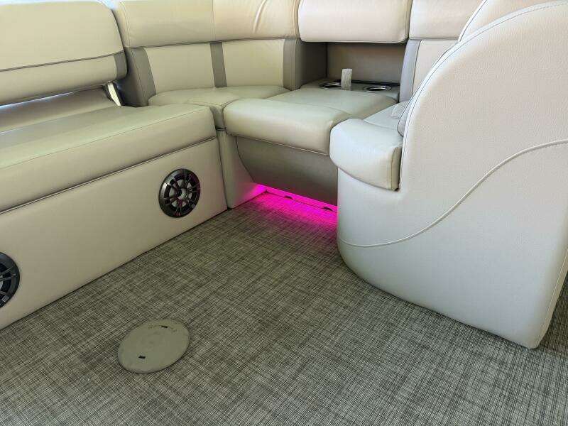 23ft Harris Yacht For Sale