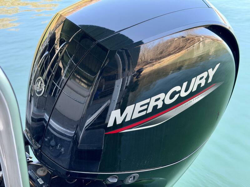 23' 2021 Harris Cruiser 230