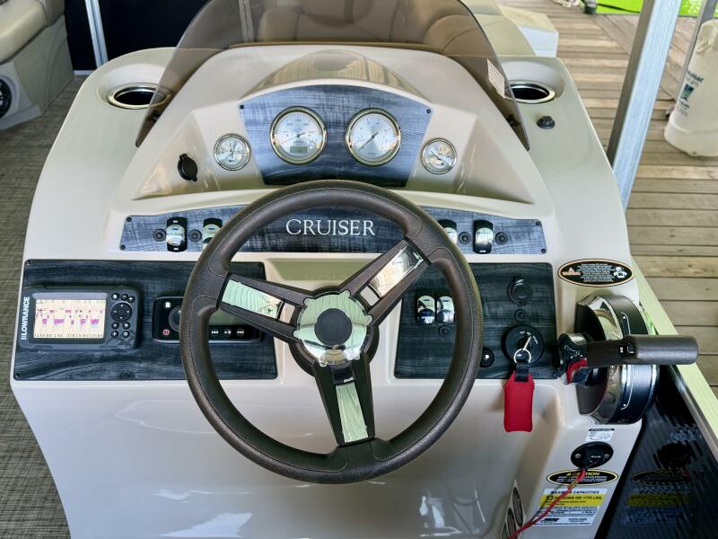 23' 2021 Harris Cruiser 230