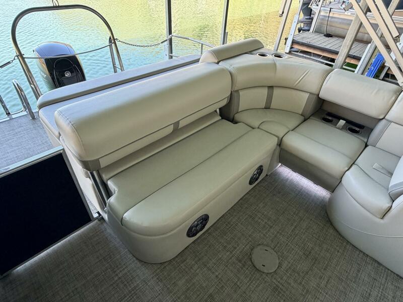 23' 2021 Harris Cruiser 230