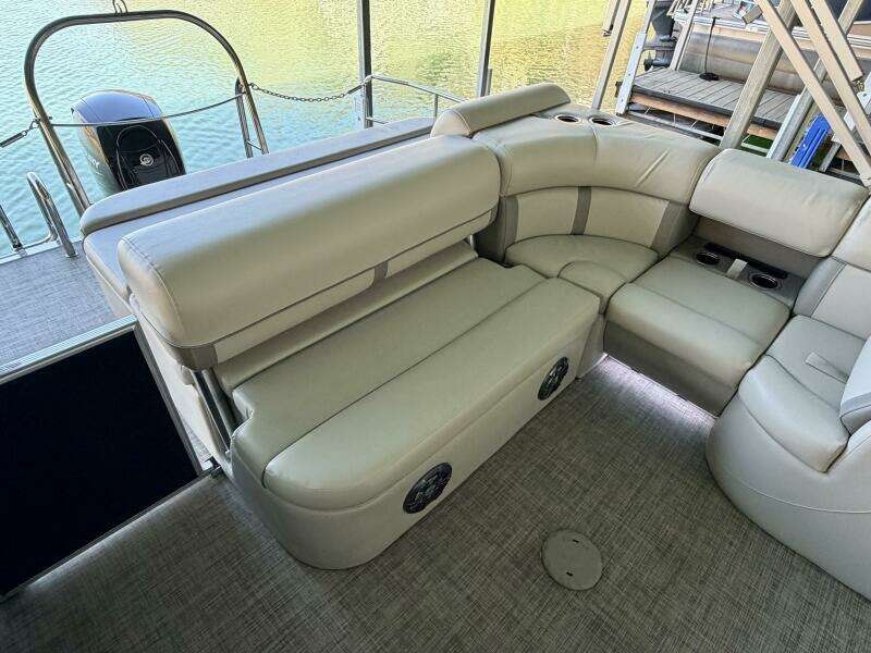 23ft Harris Yacht For Sale