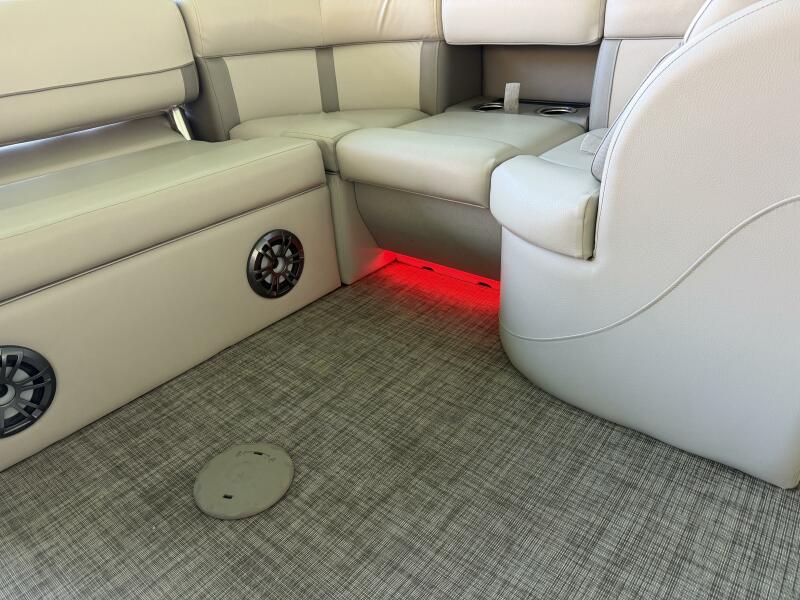 23' 2021 Harris Cruiser 230