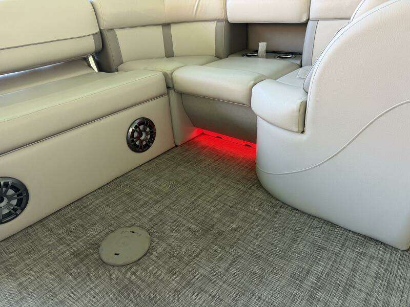 23ft Harris Yacht For Sale