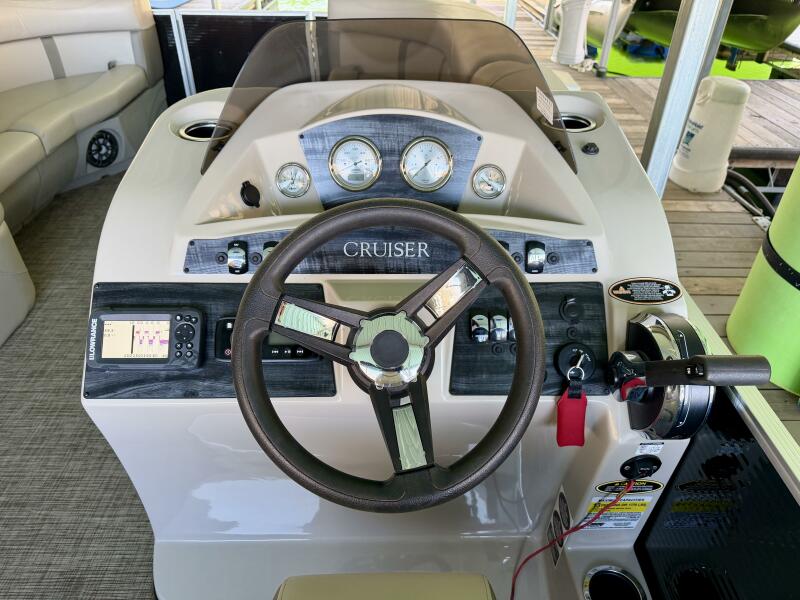 23' 2021 Harris Cruiser 230