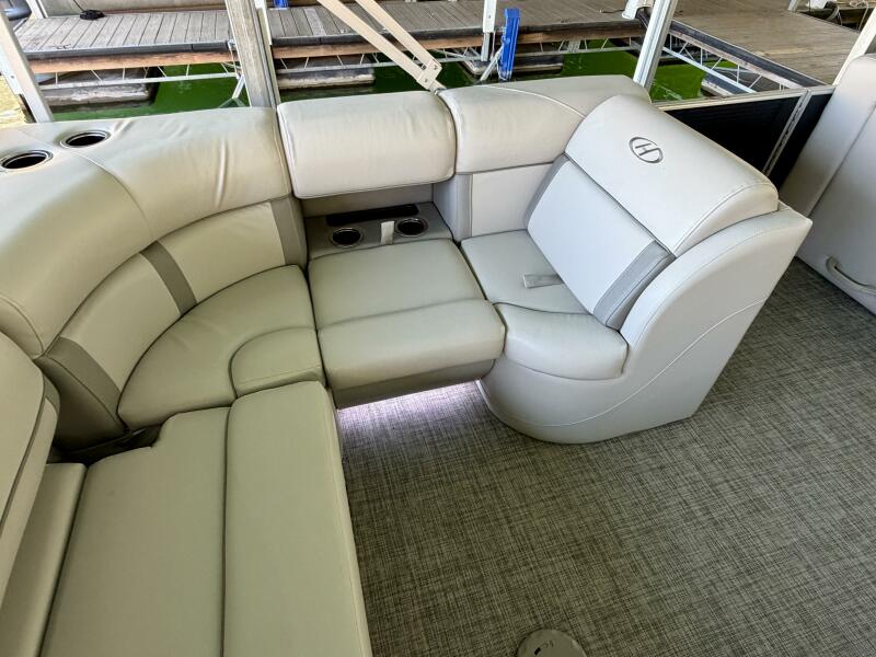 23' 2021 Harris Cruiser 230