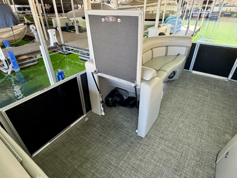 23' 2021 Harris Cruiser 230