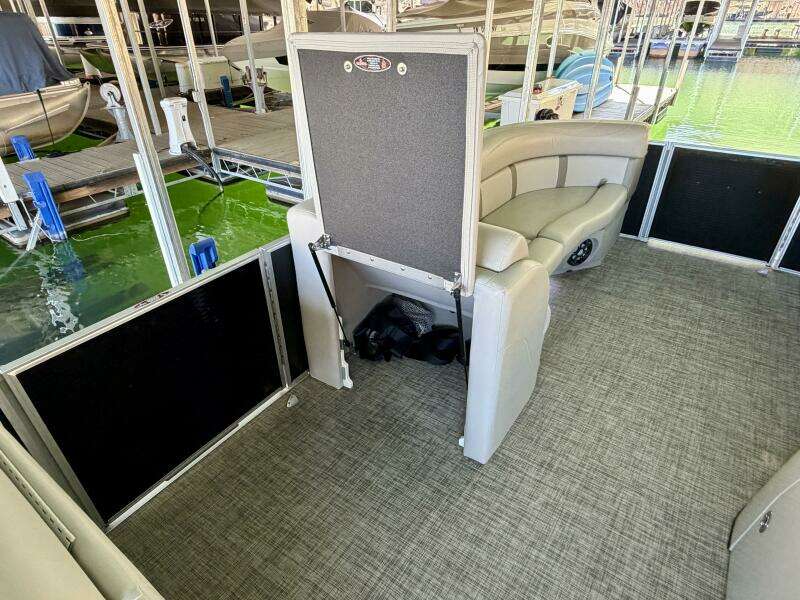 23ft Harris Yacht For Sale