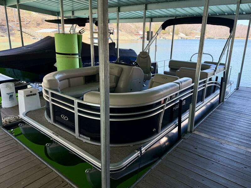 23ft Harris Yacht For Sale