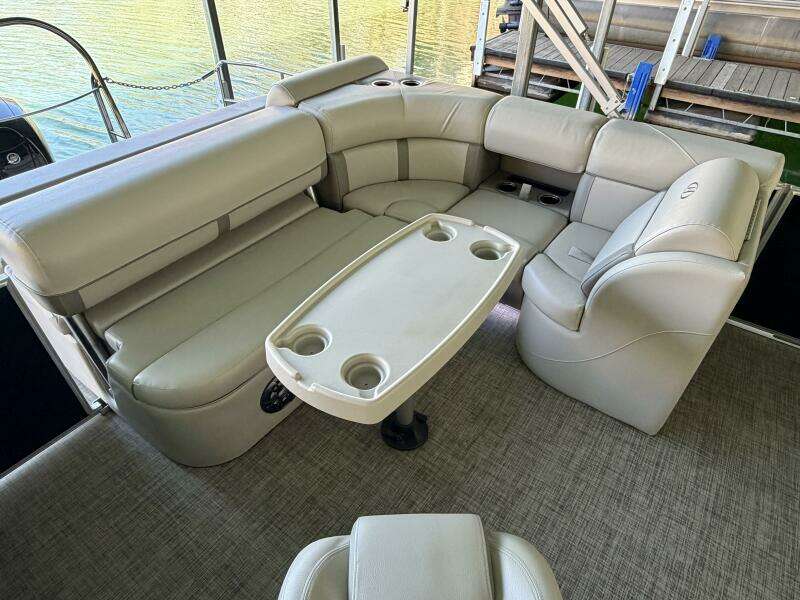 23ft Harris Yacht For Sale