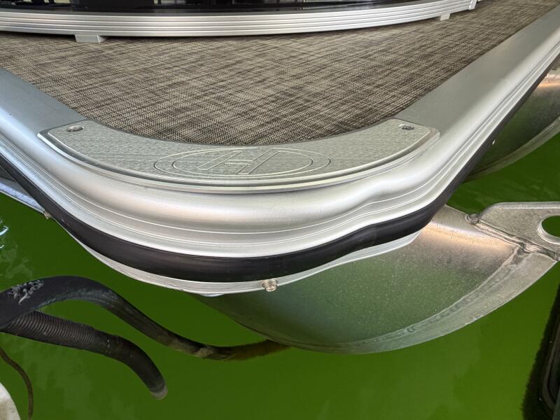 23' 2021 Harris Cruiser 230