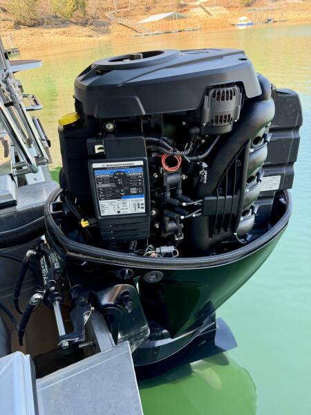 23' 2021 Harris Cruiser 230