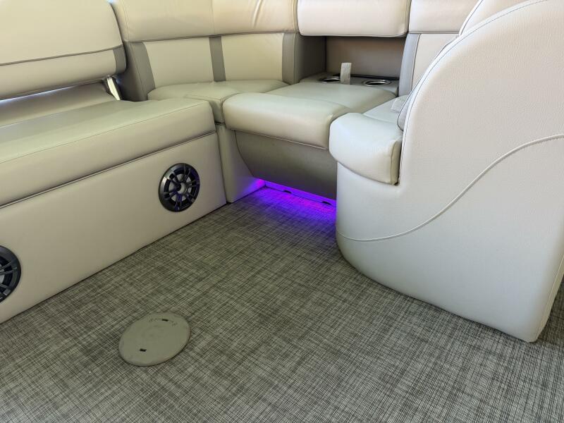 23' 2021 Harris Cruiser 230