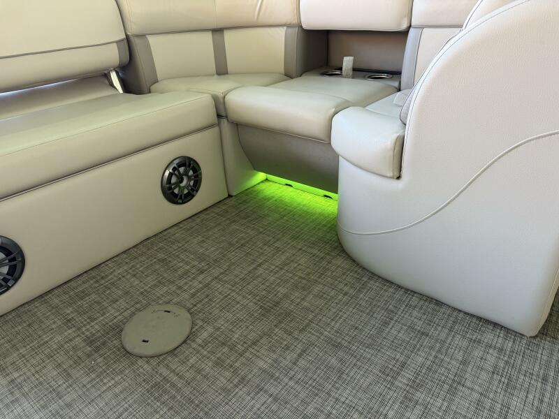 23' 2021 Harris Cruiser 230