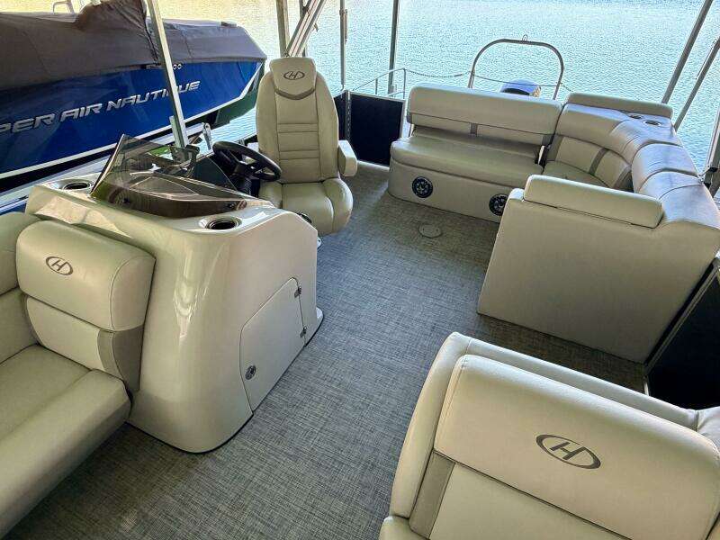 23ft Harris Yacht For Sale