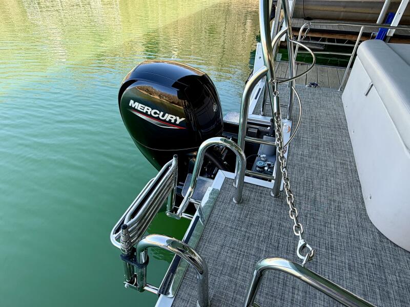 23' 2021 Harris Cruiser 230