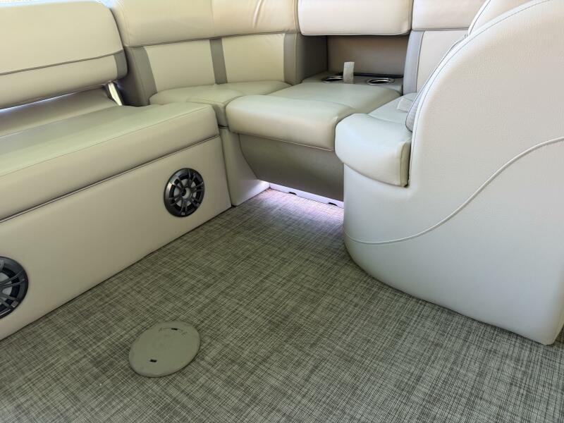 23' 2021 Harris Cruiser 230