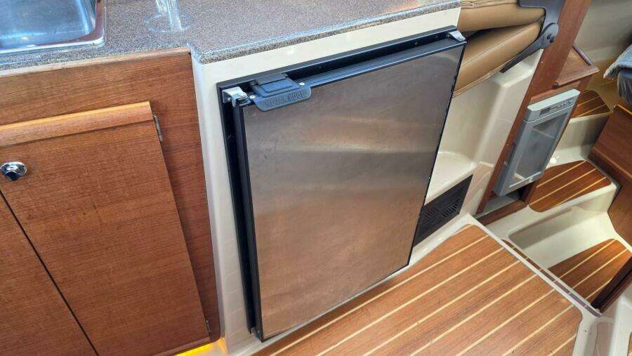 Dizzy Alice 29ft Ranger Tugs Yacht For Sale