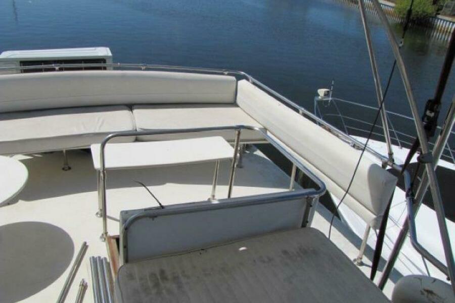 55' 1973 Chris-Craft 55 Commander