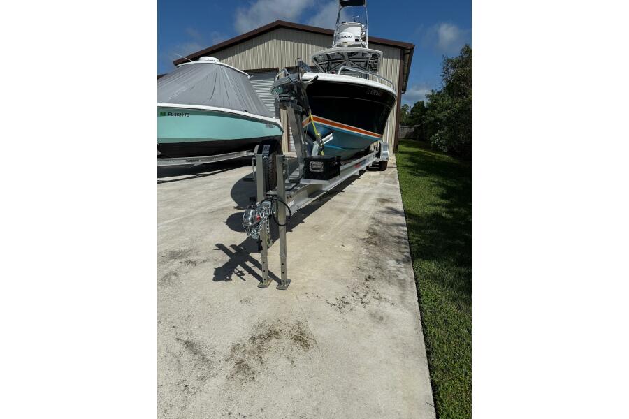 35' 2001 Marlago 