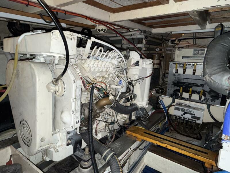 42' 1991 Grand Banks 42 Classic